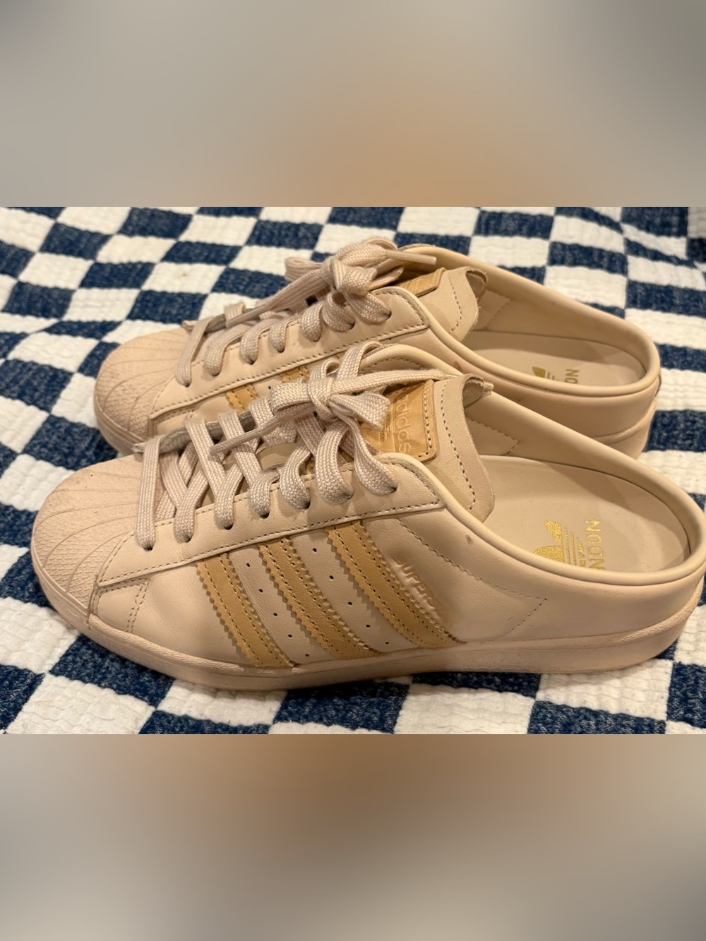 Adidas mule